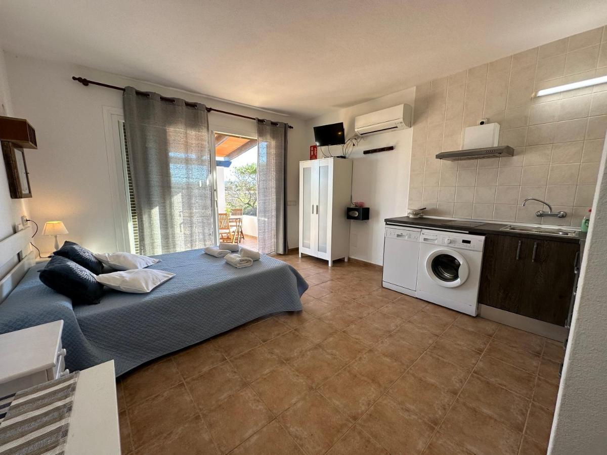 Ferienwohnung Estudi Es Carnatge Playa Migjorn Exterior foto